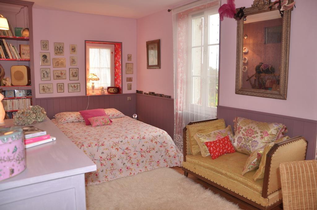 Brossac La Maison De Rose B&B 객실 사진